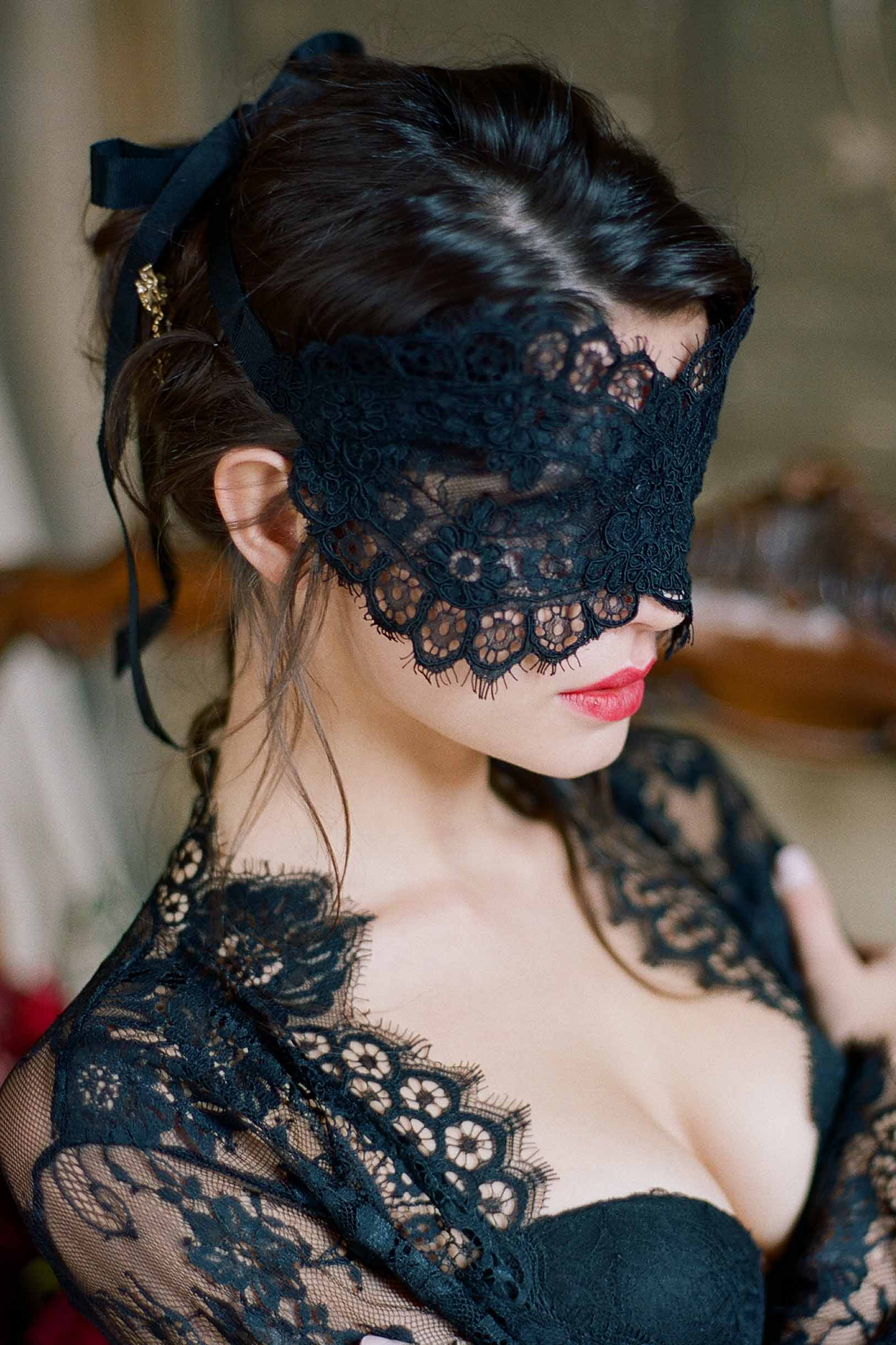 Rayna Alencon Lace Blindfold Venetian Eye Mask in Ivory or Black
