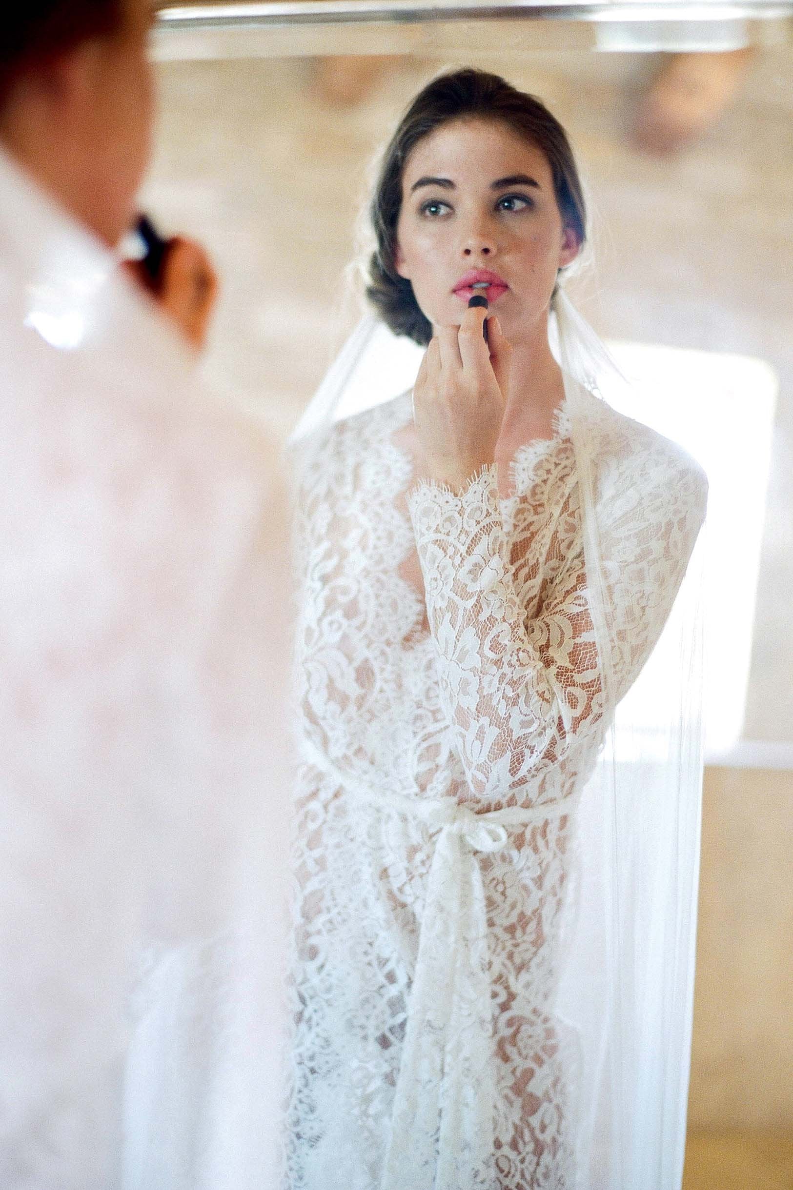 Anthropologie Giselle Leavers Lace Robe Jose Villa