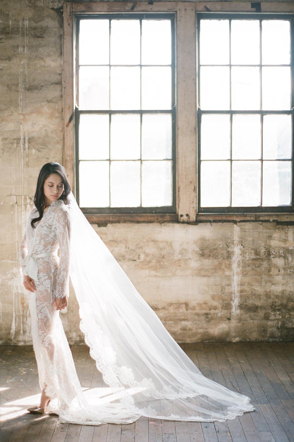 Long lace deals dressing gown