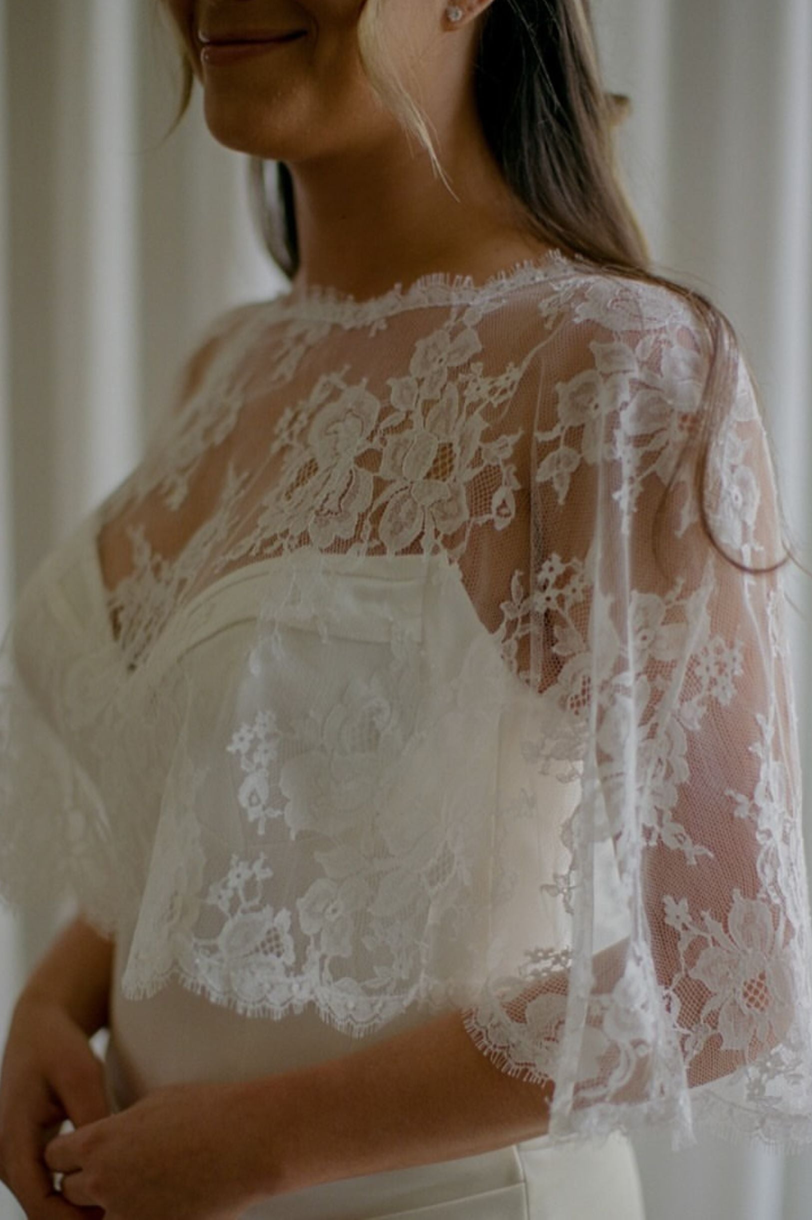 Carly French lace Cape In Ivory