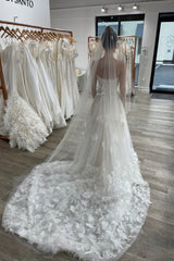 Aura blusher Illusion tulle veil in Ivory