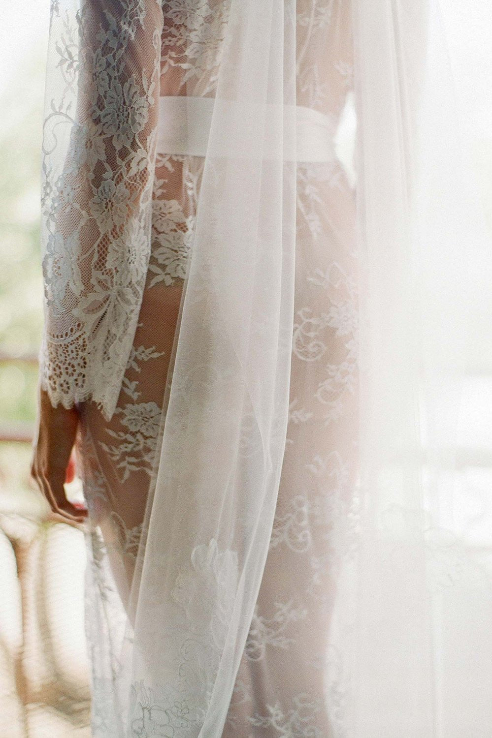 Dreamy single layer luminous Italian tulle veil - style V3221