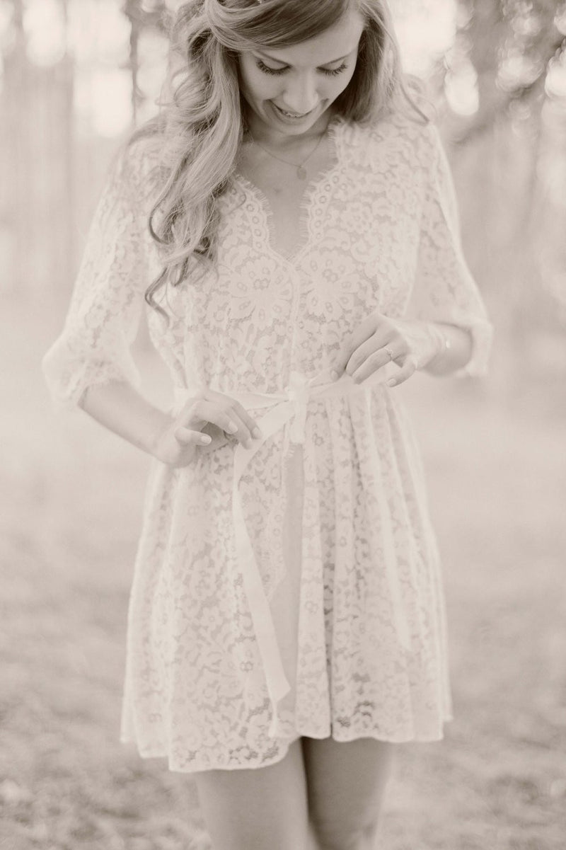 ELIZABETH LACE ROBE IN IVORY LINED - STYLE 122