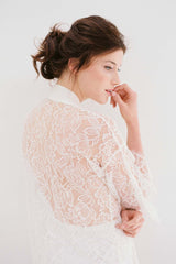 Tulip French Lace & Silk Kimono Robe in Ivory