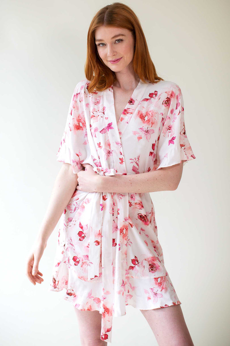 Botanical love Flounce robe in Pink floral