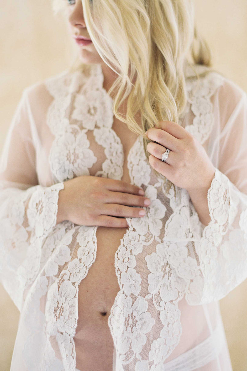 Elsa Tulle & French off-white Lace Robe kimono