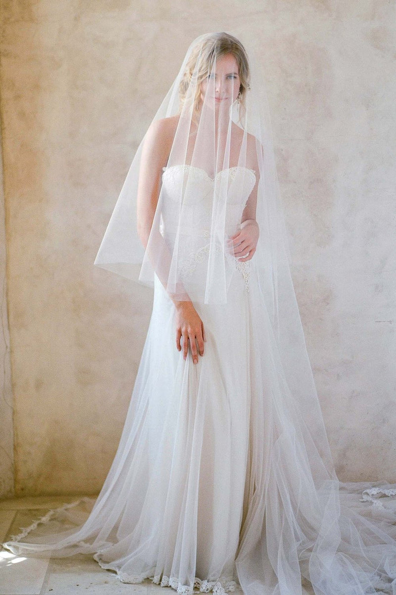 Ethereal Blusher Cathedral veil wide –