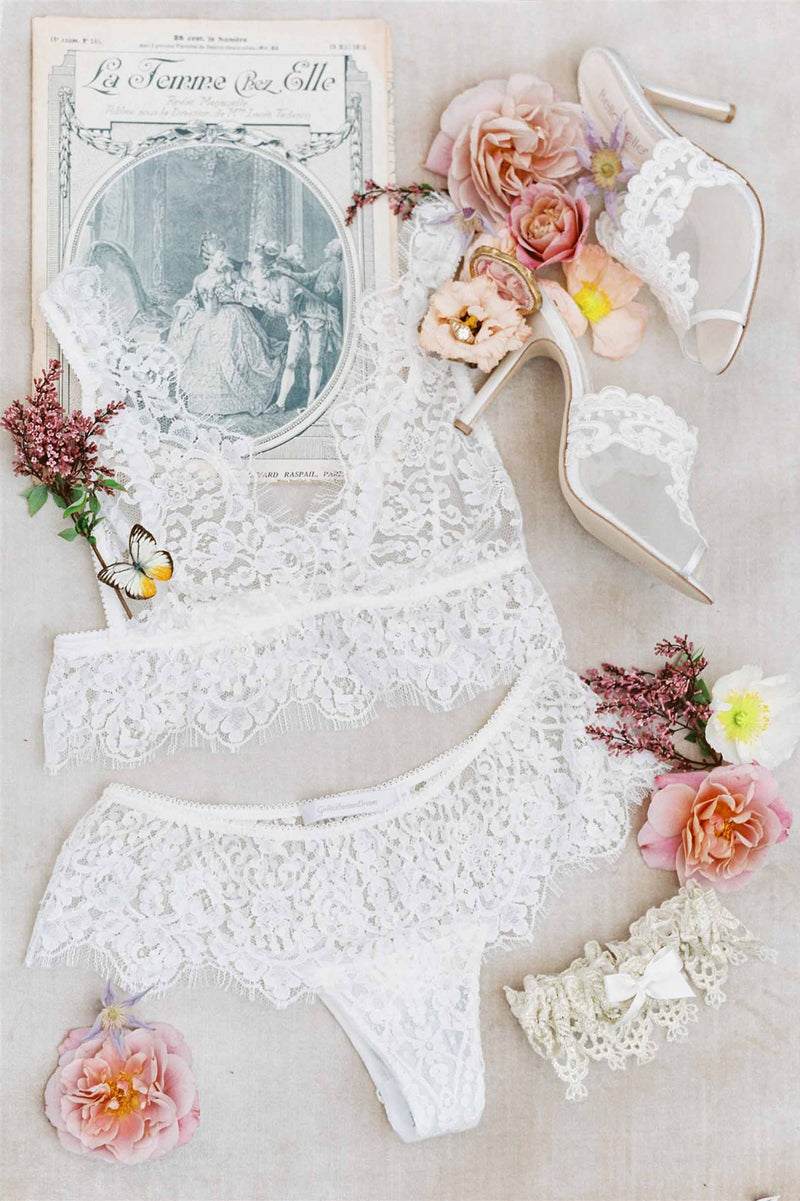 https://www.girlandaseriousdream.com/cdn/shop/products/GirlandaSeriousDream_Jen_French_lace_bralette_bra_bridal_lingerie_Ivory_Lauren_Fair_bride_wedding_800x.jpg?v=1572033272