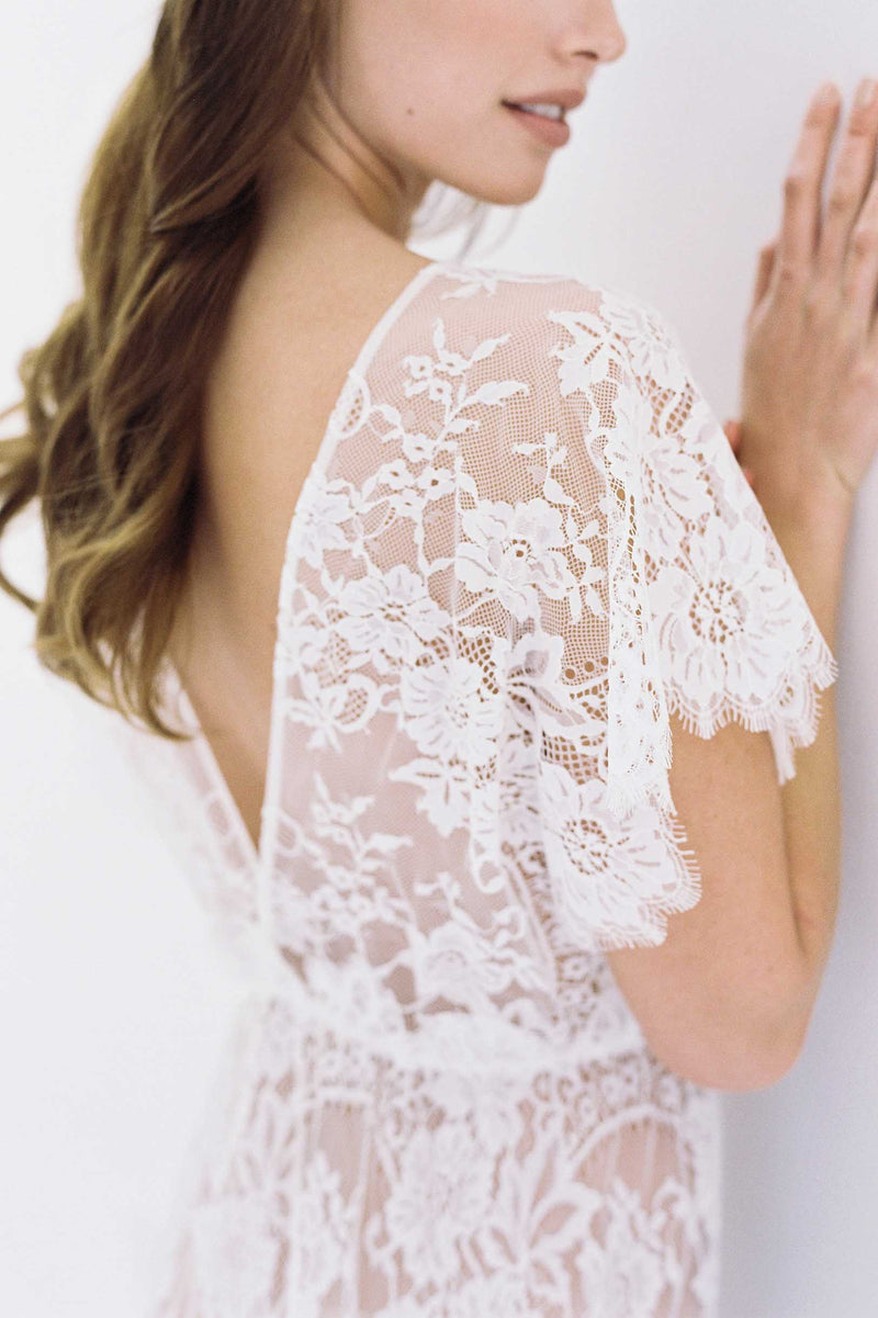 Margot Midi lace kimono robe in Ivory