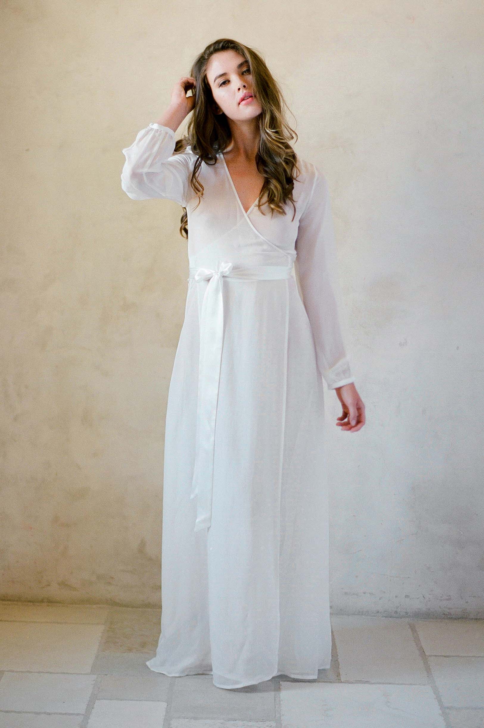 Nina Silk Chiffon Wrap Robe in Ivory – GirlandaSeriousDream.com