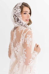 Stella Hooded French lace robe in Ivory