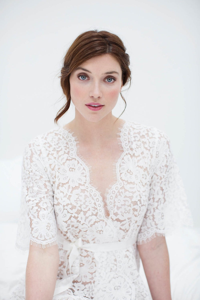 ELIZABETH LACE ROBE IN OFF-WHITE - STYLE 120