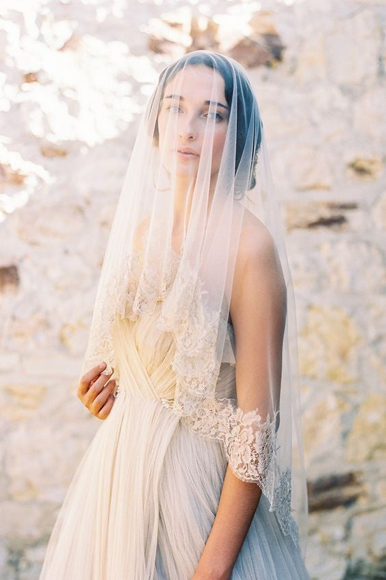Gilded French Lace drop veil in Ivory Gold Type a Society Tec Petaja