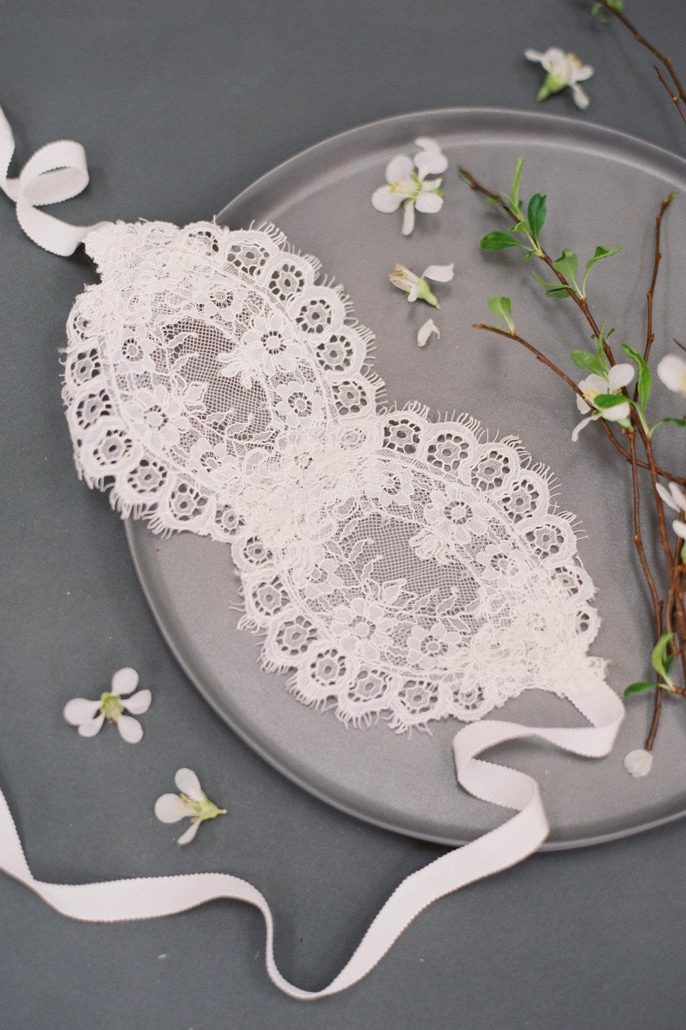 Rayna alencon lace blindfold boudoir venetian eye mask